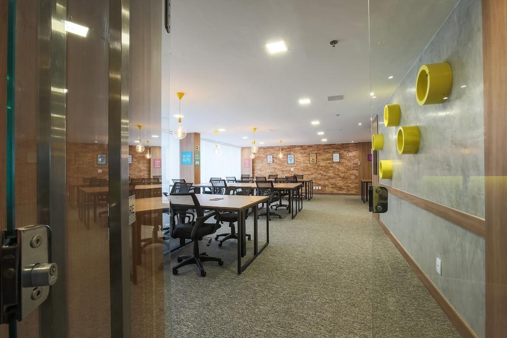 I5 Play Hotel Aguas Claras Exterior foto